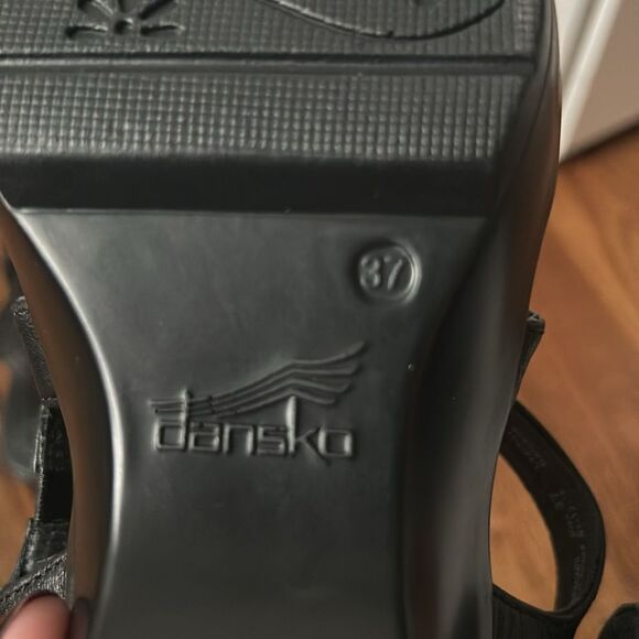 Dansko | Black Julie Strappy Wedge - size 37 - Picture 6 of 6